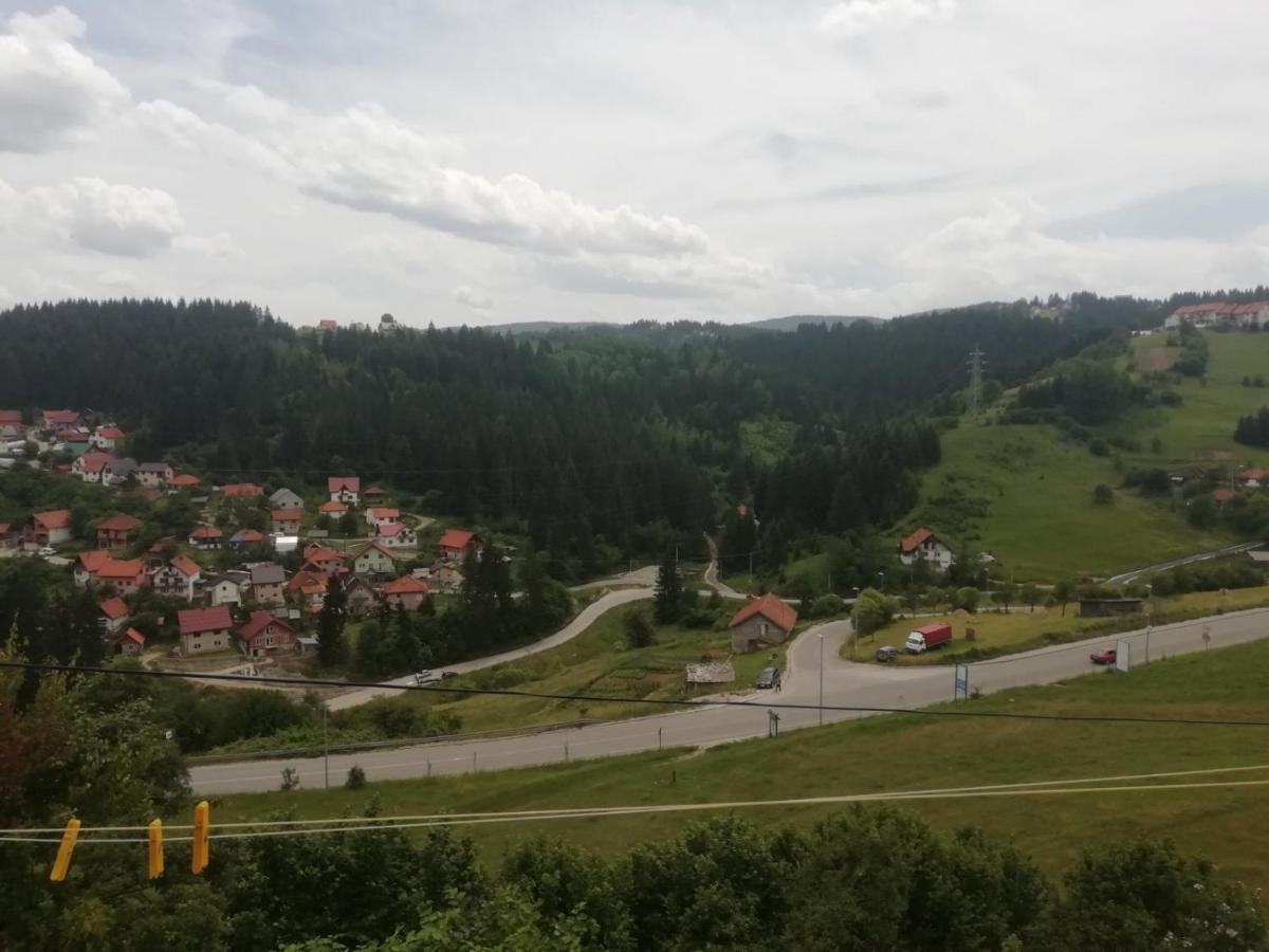 Jovanovic - Zlatarski Dom Nova Varoš エクステリア 写真